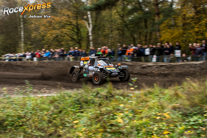 Maxxis Dakarteam by SuperB